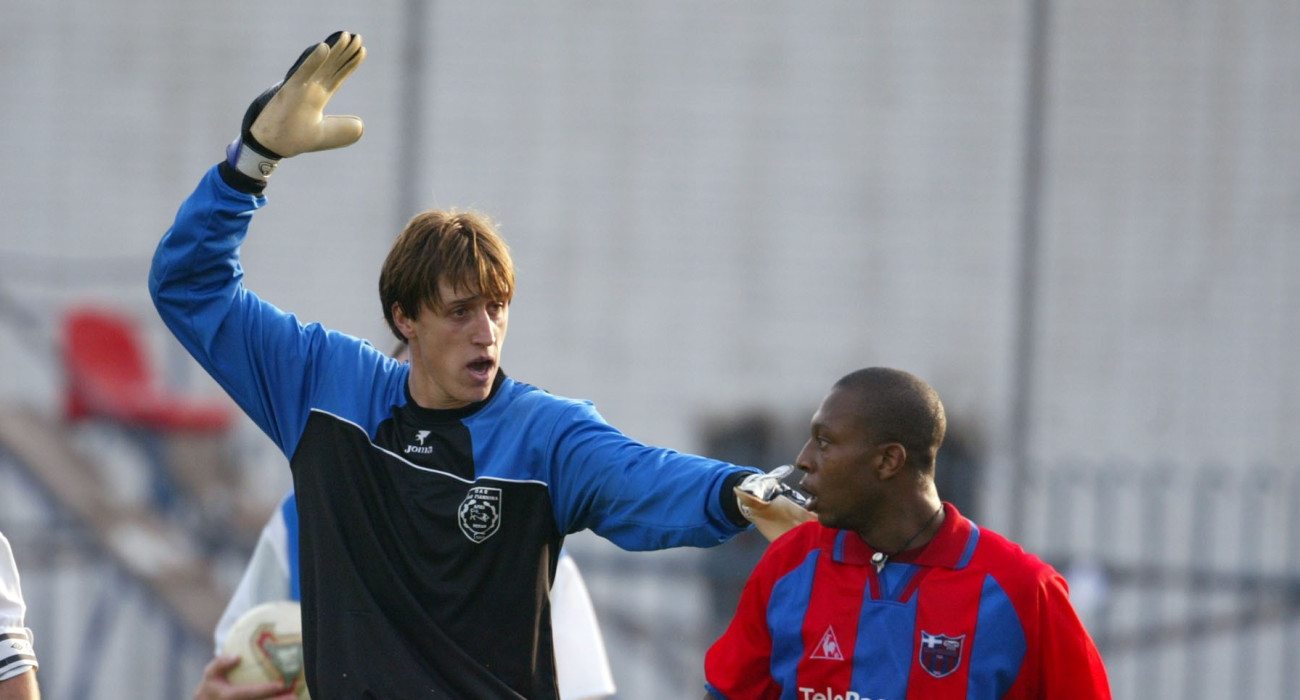 Ο Γκεόργκι Σεϊτάνοφ με την φανέλα του ΠΑΣ Γιάννινα σε αγώνα με τον Πανιώνιο το 2002 / Πηγή: Eurokinissi