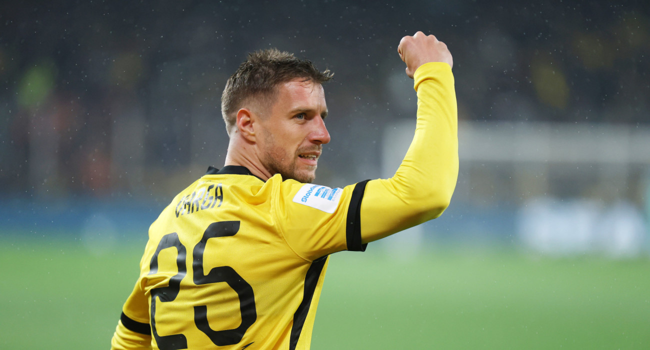 Ο Μπαρνάμπας Βάργκα πανηγυρίζει /Πηγή: Intime