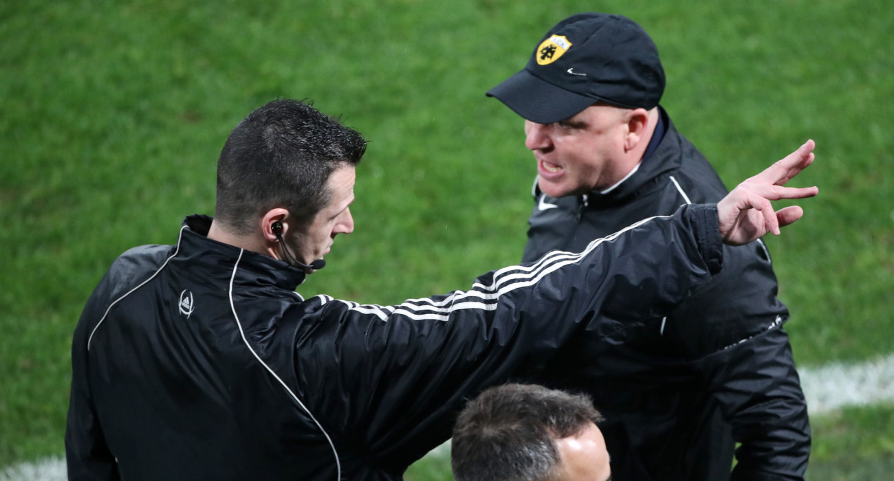 Έντονες οι διαμαρτυρίες του Μάρκο Νίκολιτς μετά το πέναλτι που κέρδισε ο Ολυμπιακός / Πηγή: InTime