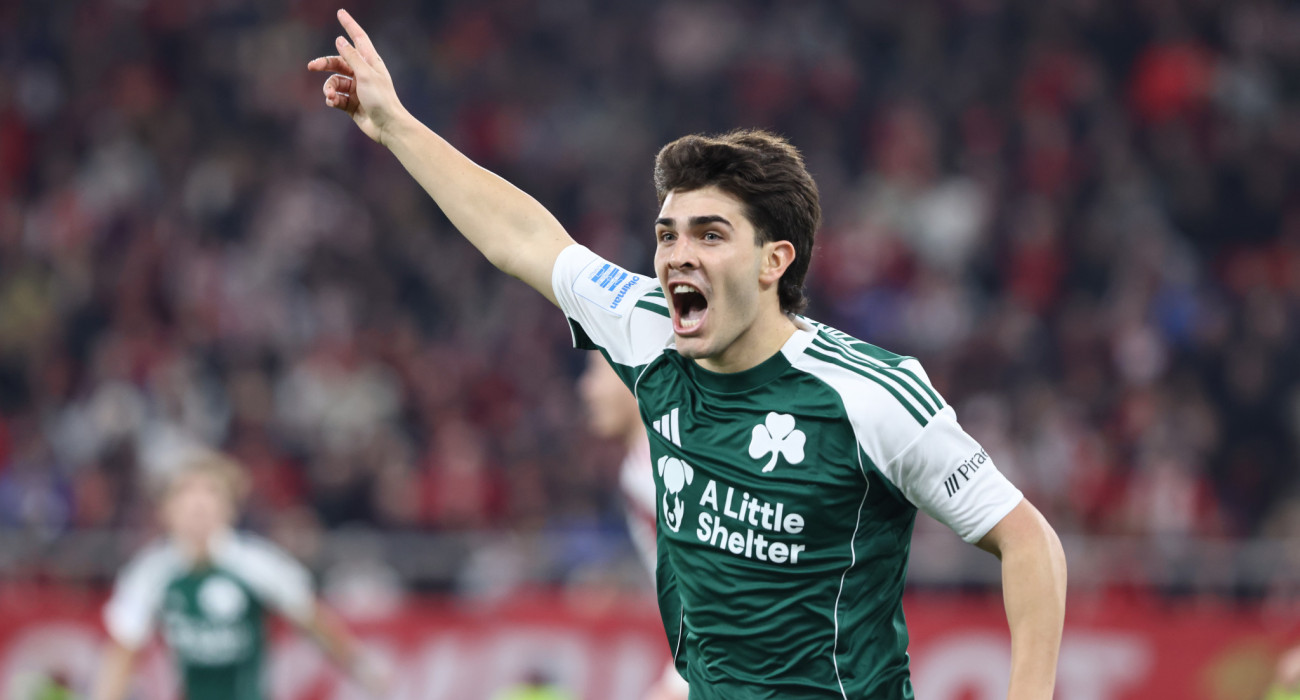 Ο Βισέντε Ταμπόρδα μόλις έχει ανοίξει το σκορ στο ντέρμπι με τον Ολυμπιακό / Πηγή: InTime