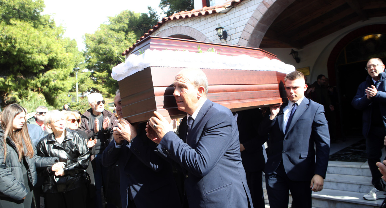 Το τελευταίο «αντίο» στον Θανάση Σκουρτόπουλο