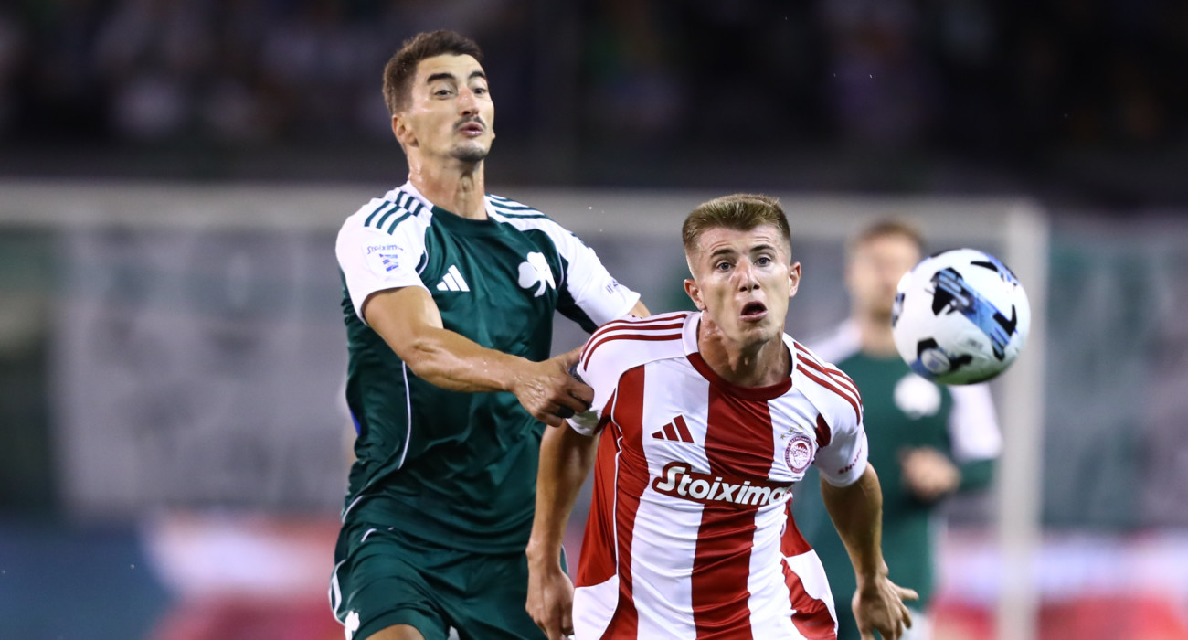 Ο Φίλιπ Τζούρισιτς και ο Κοστίνια στο Παναθηναϊκός - Ολυμπιακός / Πηγή: Eurokinissi