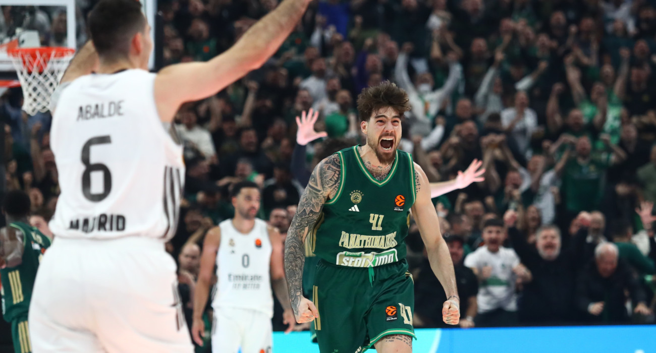 O Χουάντσο πανηγυρίζει μετά το κρίσιμο εύστοχο τρίποντό του κόντρα στη Ρεάλ / Πηγή: Eurokinissi