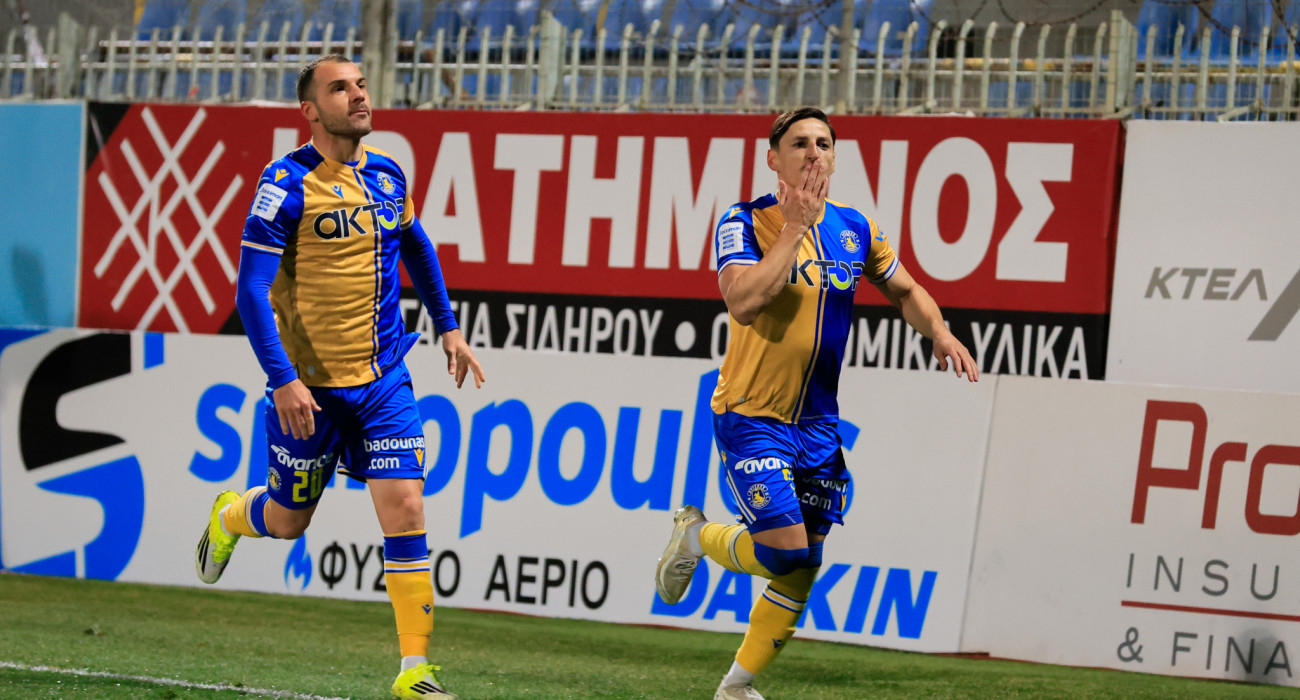 Ο Χουλιάν Μπαρτόλο πανηγυρίζει το γκολ του με τον Αστέρα AKTOR / Πηγή: Eurokinissi