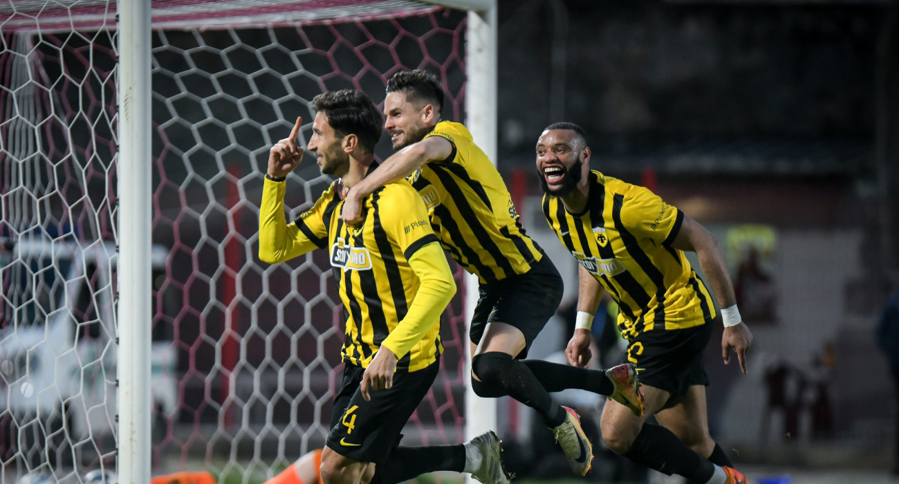 Ο Μάρκο Γκρούγιτς πανηγυρίζει το γκολ του κόντρα στον Πανσερραϊκό / Πηγή: Eurokinissi