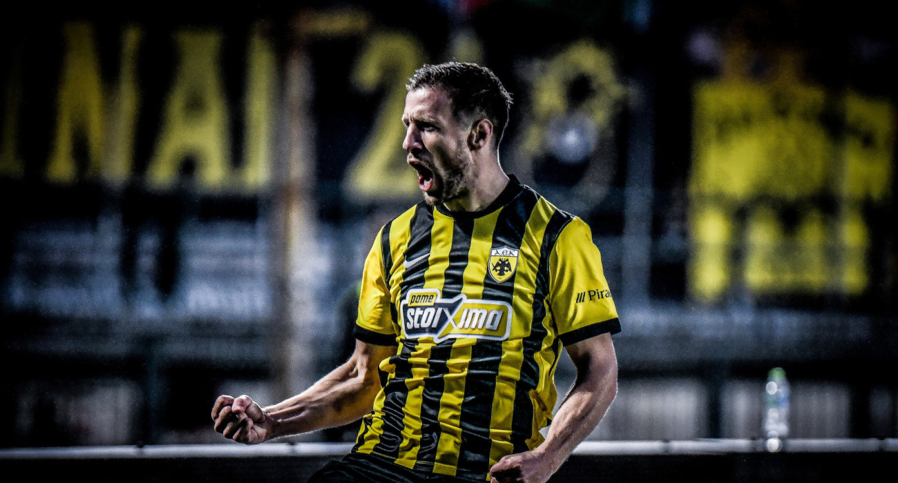 Ο Μπαρνάμπας Βάργκα πανηγυρίζει γκολ του απέναντι στον Πανσερραϊκό / Πηγή: Eurokinissi