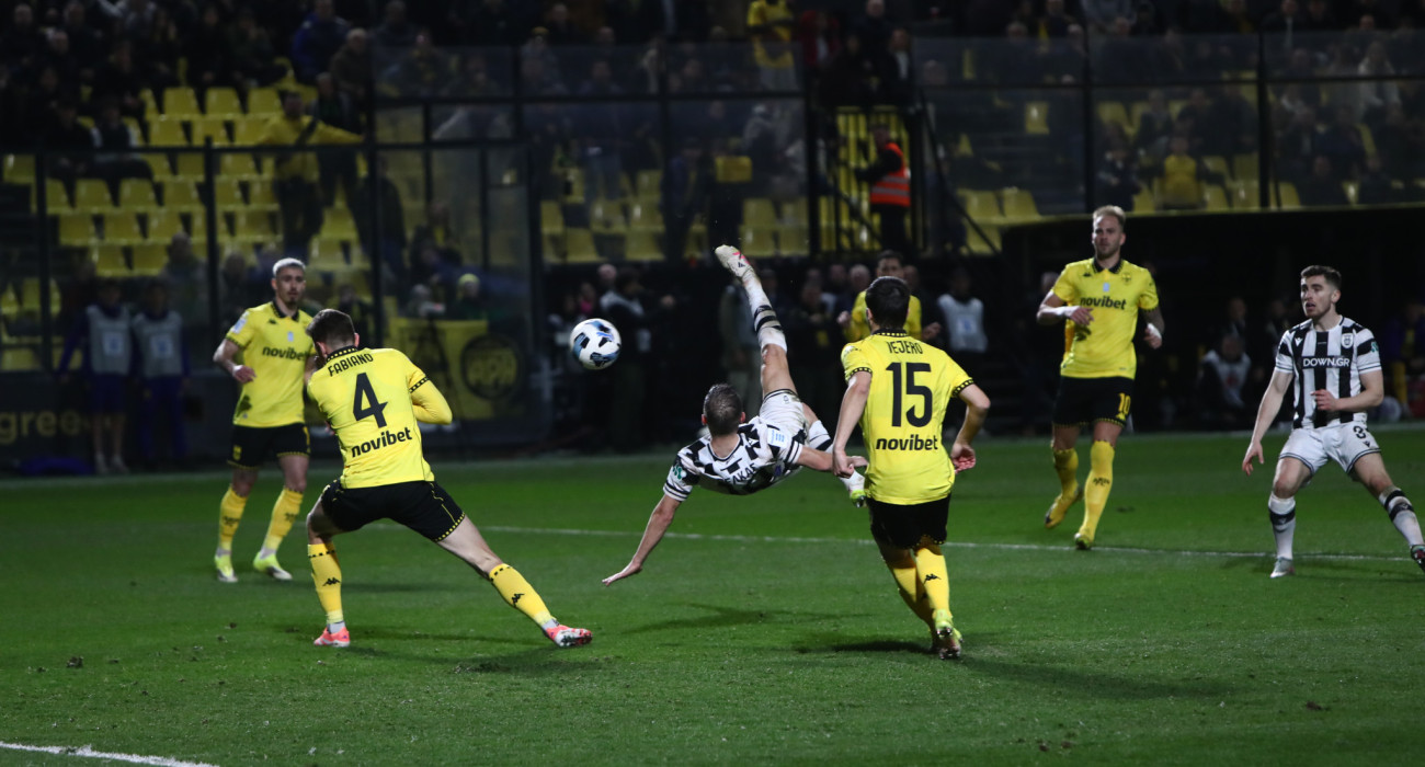 Το τρομερό ψαλιδάκι του Πέλκα που απέκρουσε ο Αθανασιάδης / Πηγή: Eurokinissi