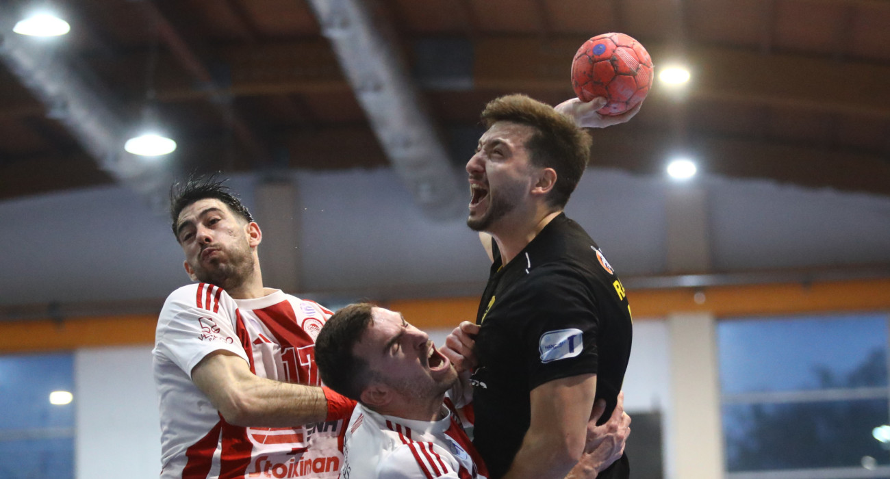 Επίθεση της ΑΕΚ στον τελικό του Κυπέλλου ανδρών κόντρα στον Ολυμπιακό / Πηγή: Eurokinissi