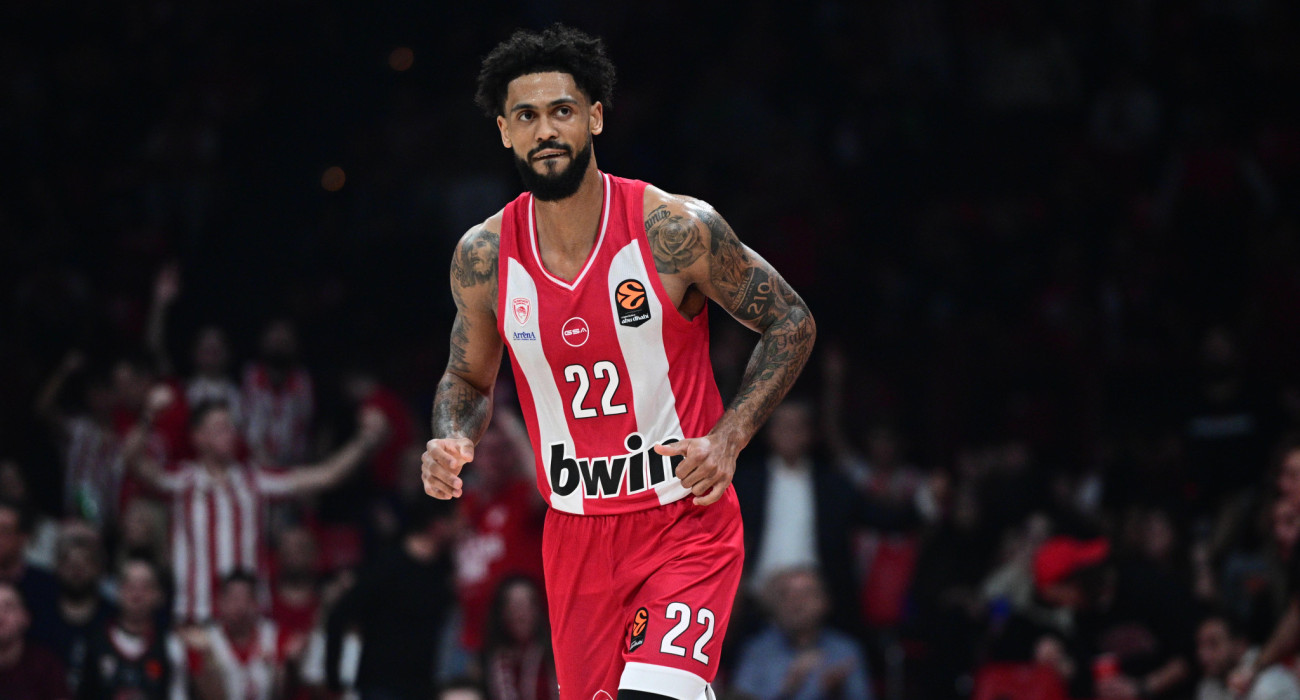 Ο Τάιλερ Ντόρσεϊ στο παιχνίδι απέναντι στον Ερυθρό Αστέρα - Πηγή: Eurokinissi