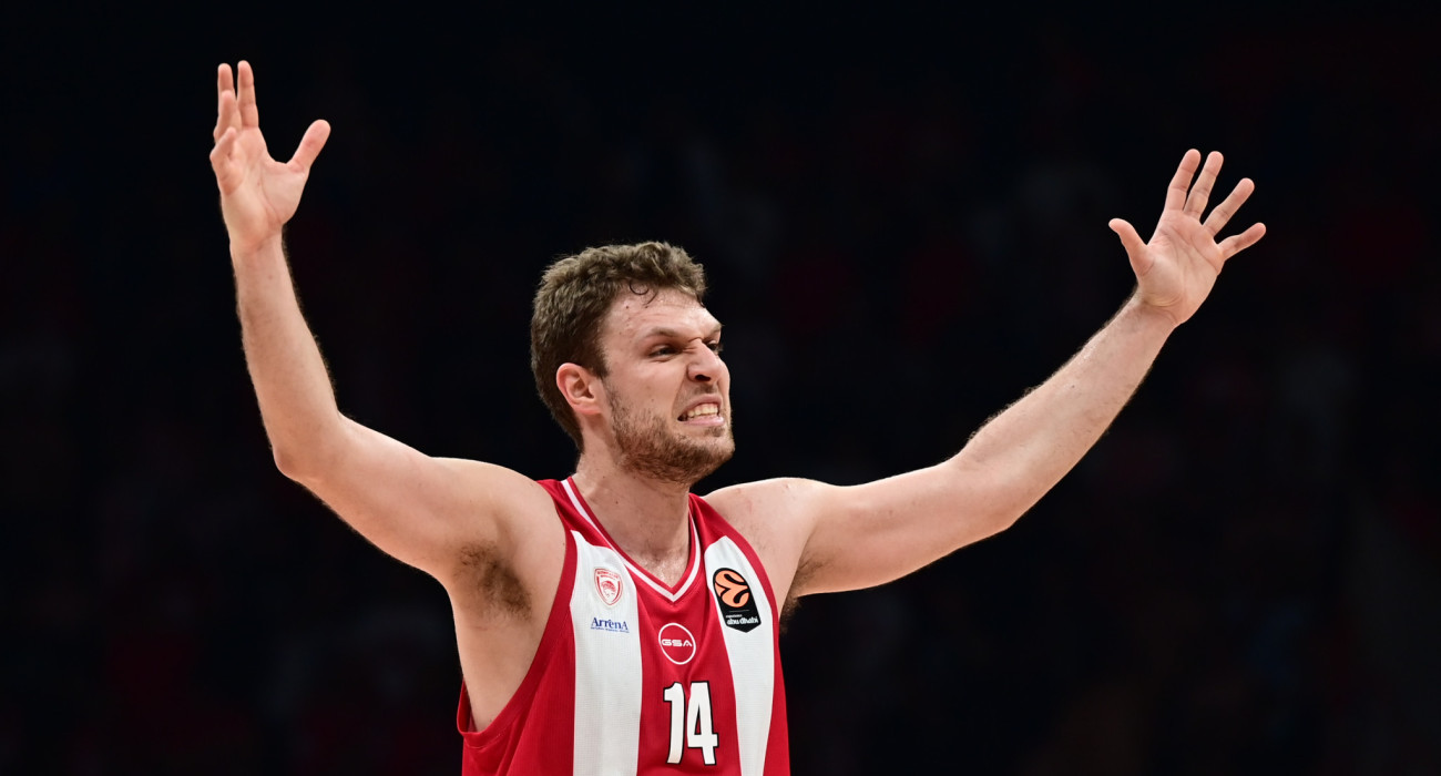 Ο Σάσα Βεζένκοφ ήταν κυριαρχικός στο ΣΕΦ κόντρα στον Ερυθρό Αστέρα / Πηγή: Eurokinissi