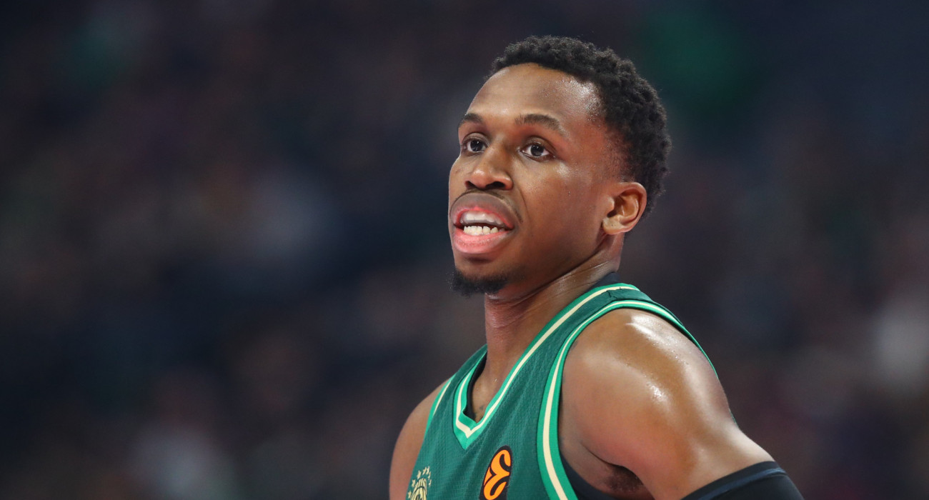 Ο Τι Τζέι Σορτς έπαιξε 12 λεπτά στο ματς του Παναθηναϊκού με τη Φενέρμπαχτσε/Πηγή: Eurokinissi