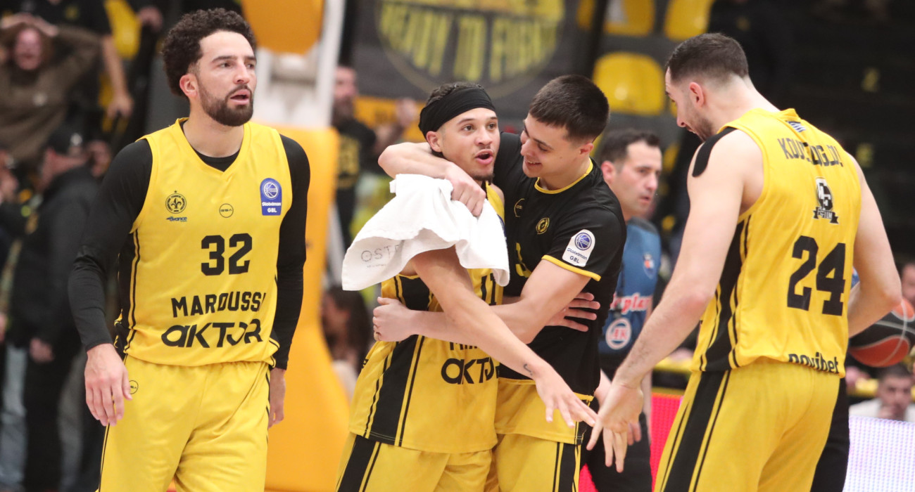 Οι πανηγυρισμοί στο Μαρούσι μετά το σουτ νίκης του Κινγκ