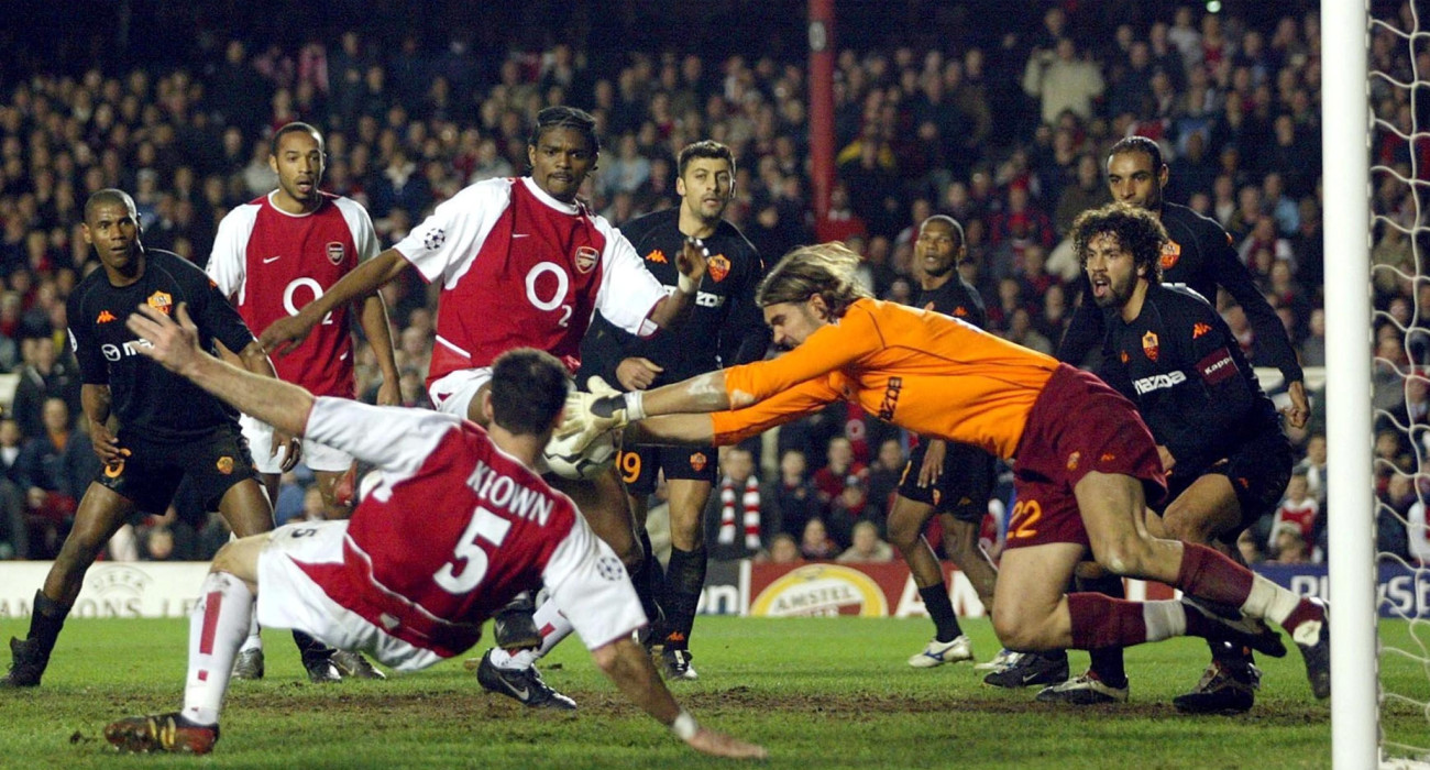 Φάση από το Άρσεναλ-Ρόμα για το Champions League του 2003 / Πηγή: Eurokinissi