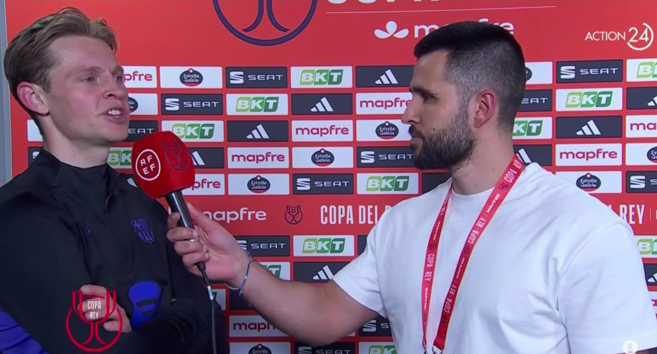 Ο Φρένκι Ντε Γιονγκ στην κάμερα του Athletiko / Screenshot