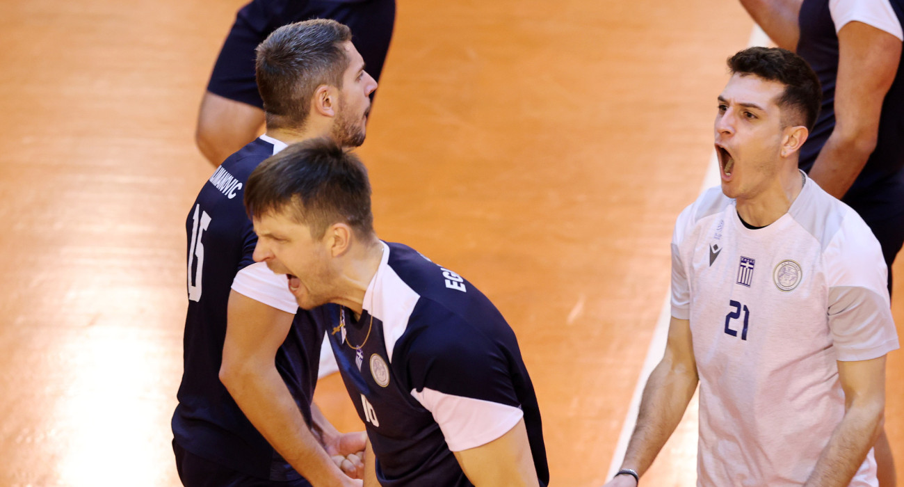 Οι παίκτες του Φλοίσβου πανηγυρίζουν στον αγώνα του Κυπέλλου Ελλάδας κόντρα ατον Ολυμπιακό / Πηγή: Eurokinissi