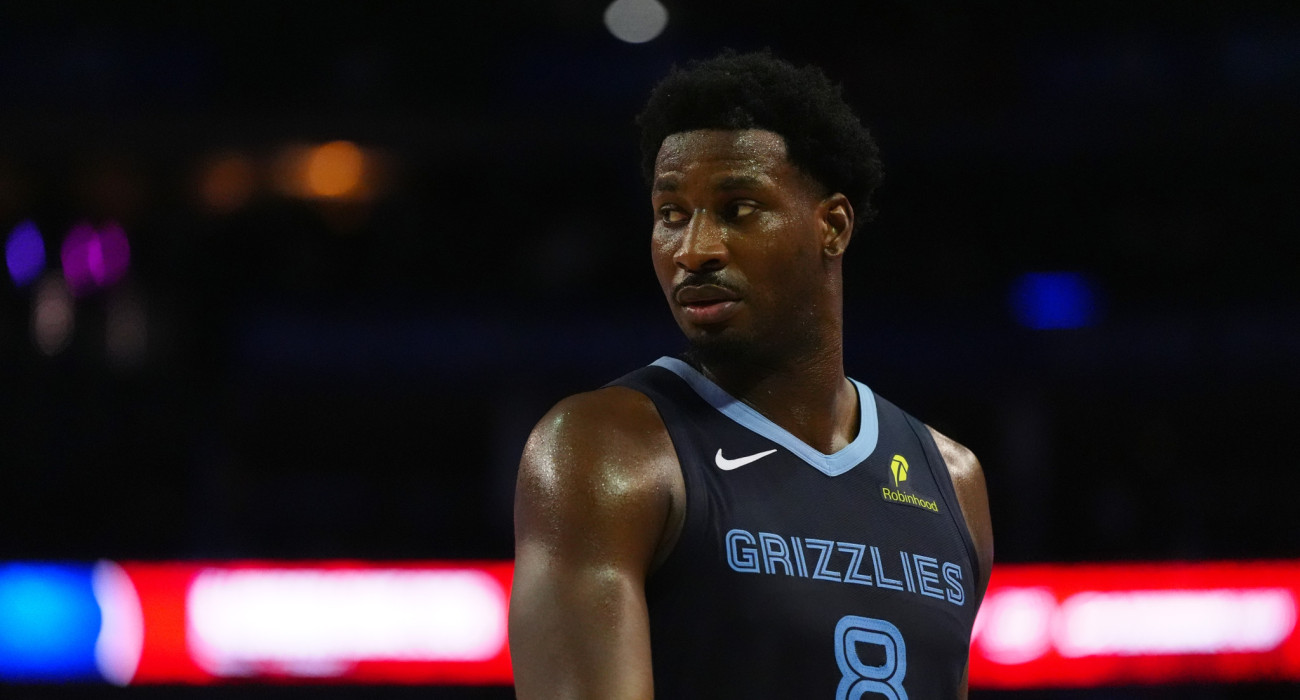 Ο Τζάρεν Τζάκσον με τη φανέλα των Γκριζλις / Πηγή: Getty Images