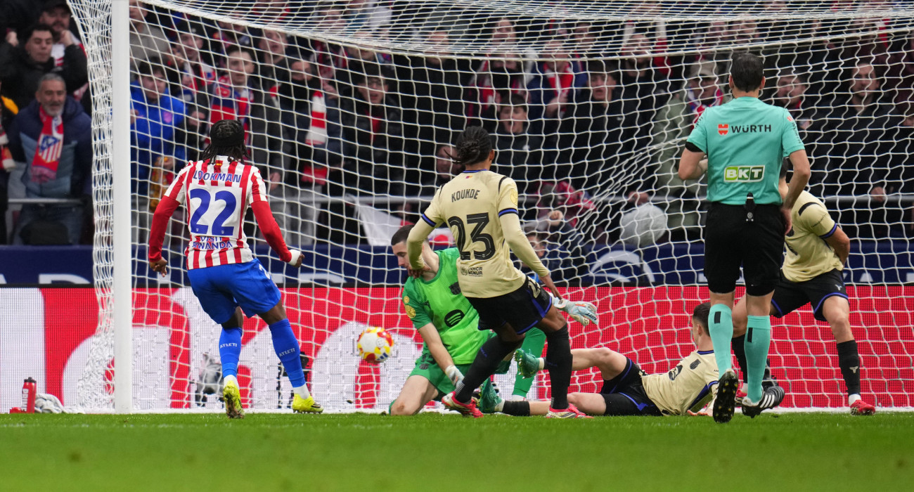 Από τραγικό λάθος του Γκαρθία η Ατλέτικο πήρε το προβάδισμα στο σκορ / Πηγή: Aitor Alcalde / Getty Images / Ideal Images