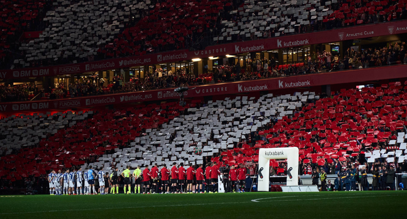 Το «Σαν Μαμές» έχει βάλει τα... γιορτινά του στο «Derbi Vasco» της Αθλέτικ Μπιλμπάο απέναντι στην Ρεάλ Σοσιεδάδ / Πηγή: Imago