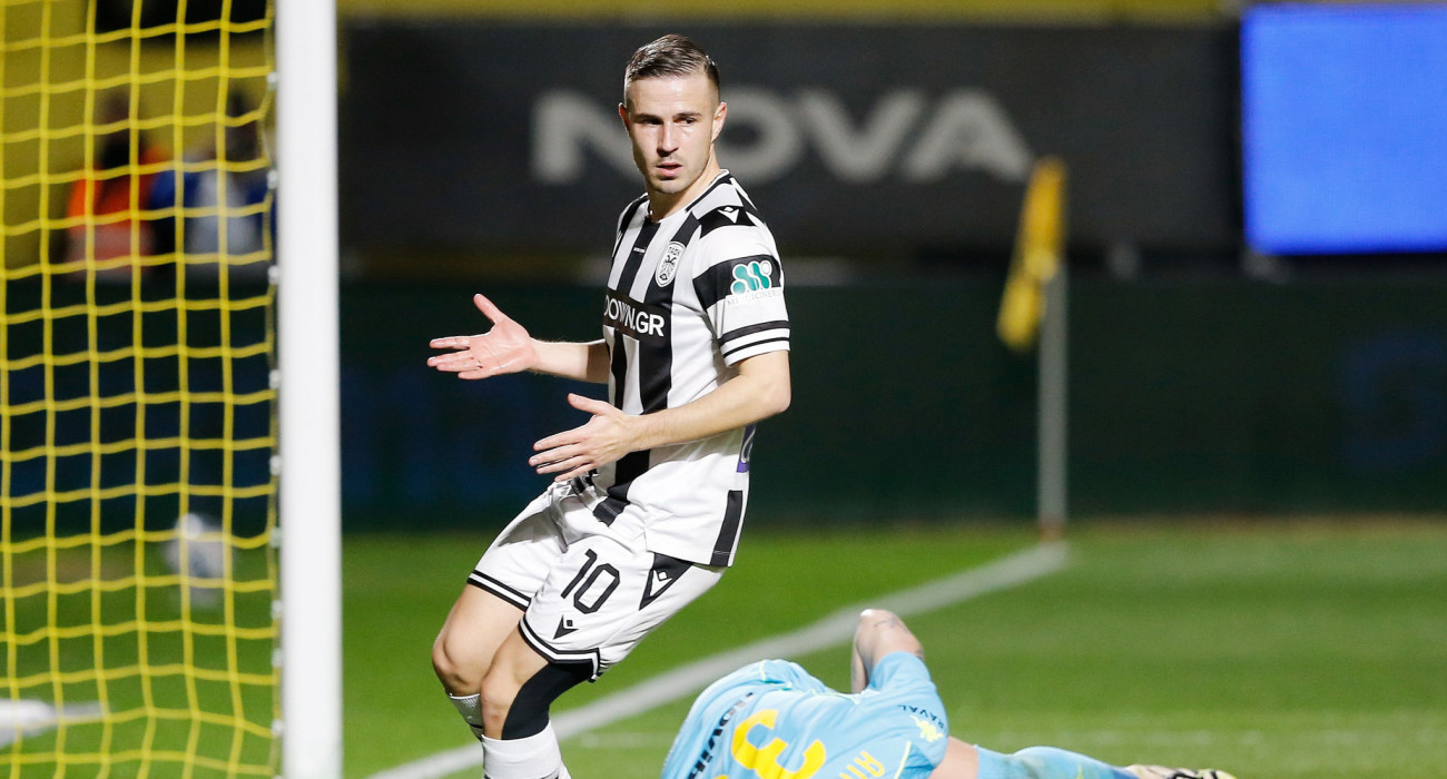 Στιγμιότυπο από το ντέρμπι Άρης - ΠΑΟΚ / Πηγή: Intime