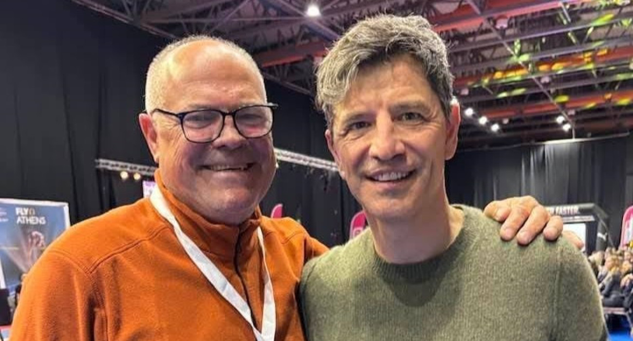 Ο Σάκης Ρουβάς με τον πρώην προπονητή του, Παύλο Σκορδίλη