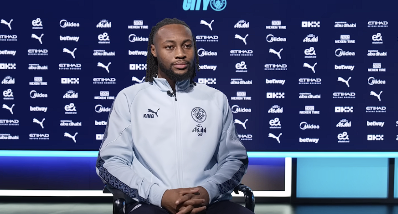 Ο Αντουάν Σεμένιο με την φανέλα της Σίτι / Screenshot