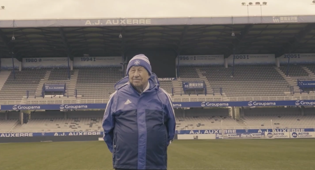 Ο Γκι Ρου όταν ήταν στον πάγκο της Οσέρ / Screenshot