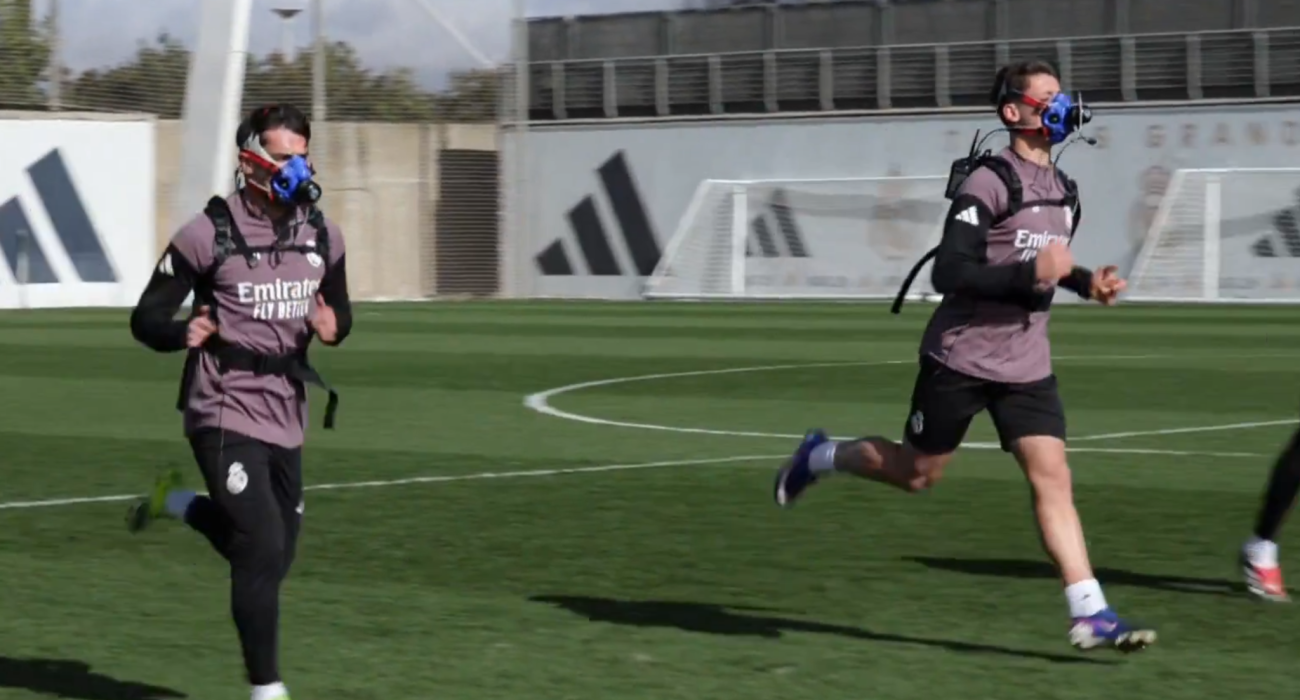 Οι παίκτες της Ρεάλ κάνουν προπόνηση με μάσκα / Screenshot