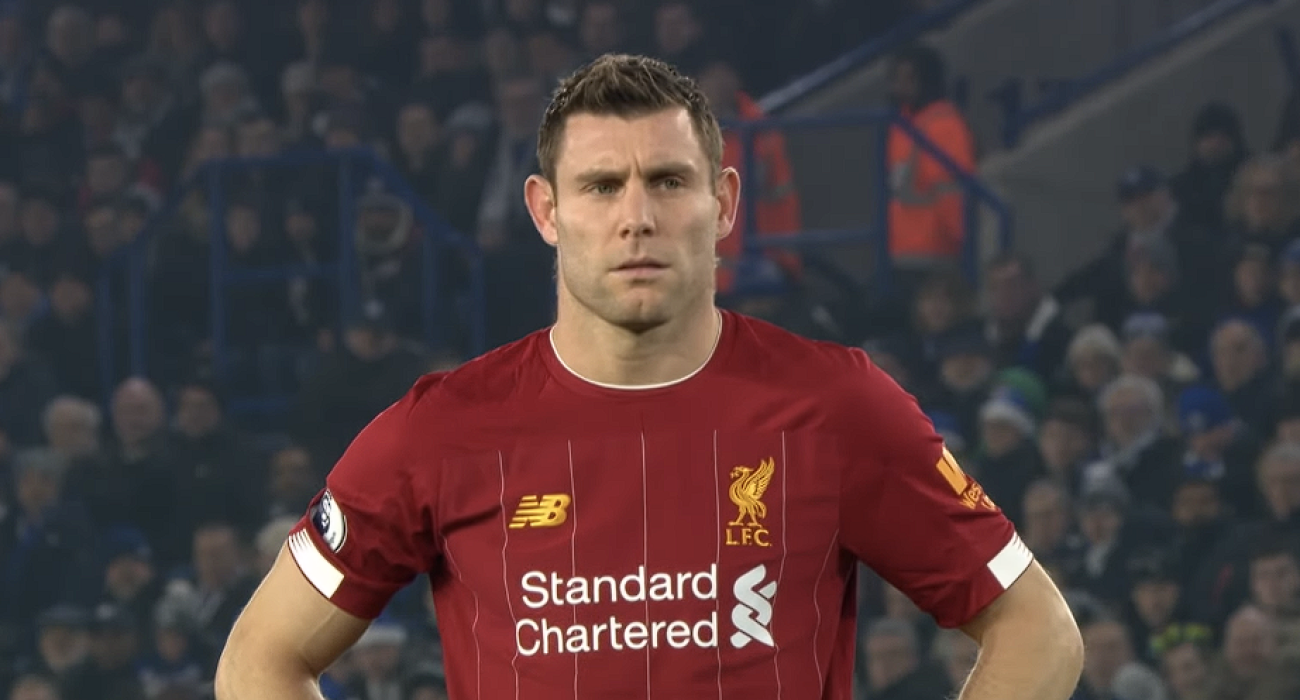 Ο Τζέιμς Μίλνερ με την φανέλα της Λίβερπουλ / Screenshot
