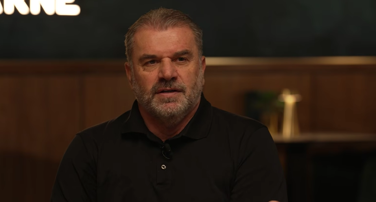 Ο Άγγελος Ποστέκογλου καλεσμένος στο «The Overlap podcast» / Screenshot