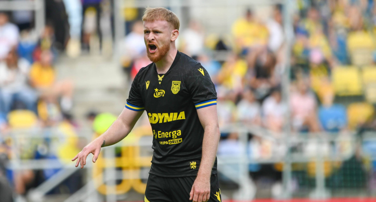 Ο Σεμπάστιαν Κερκ με τη φανέλα της Άρκα Γκντίνια / Πηγή: Imago