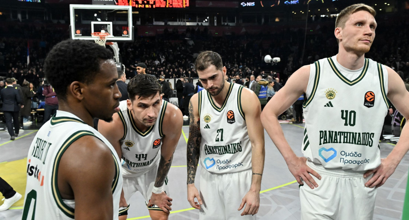 Απογοητευμένοι οι παίκτες του Παναθηναϊκού μετά την απογοητευτική εμφάνιση στο Βελιγράδι / Πηγή: Eurokinissi