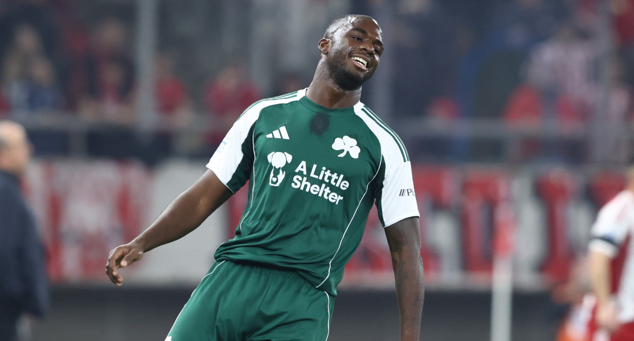 Ο Ανδρέας Τεττέη σε στιγμιότυπο  από το ντέρμπι του Παναθηναϊκού με τον Ολυμπιακό - ΠΗΓΗ: ΙΝΤΙΜΕ