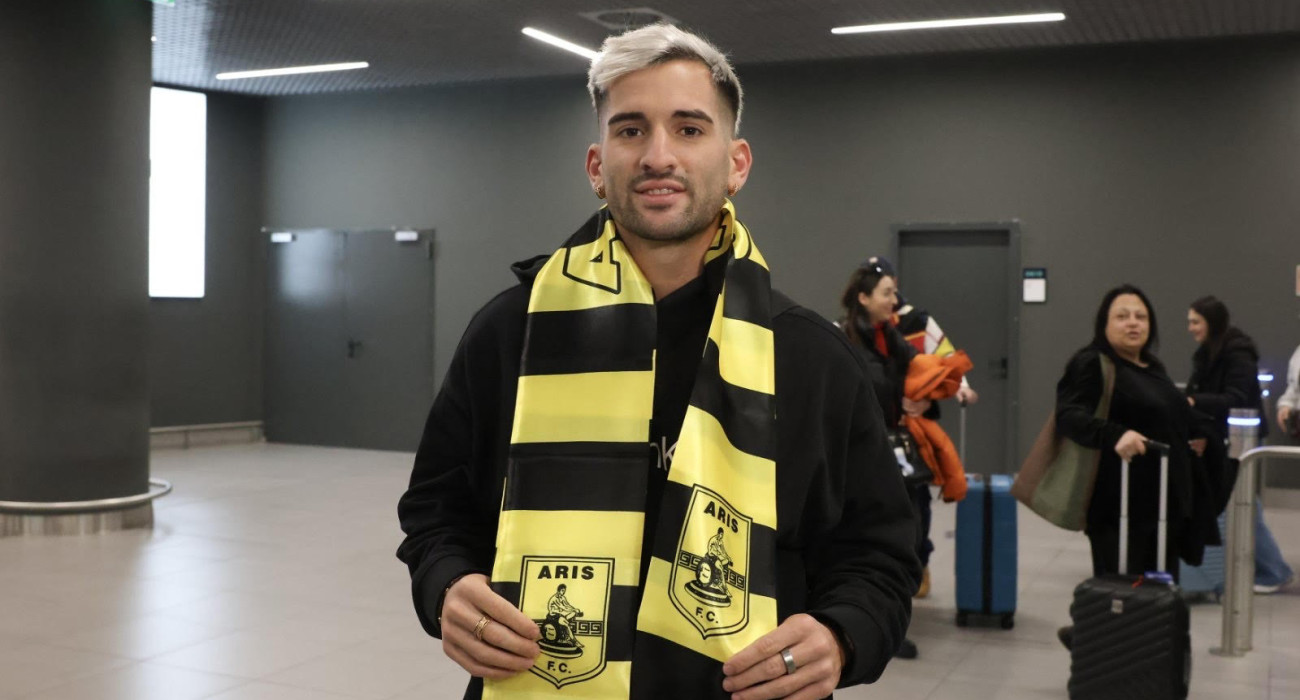 Ο Μπένχαμιν Γκαρέ στο αεροδρόμιο 