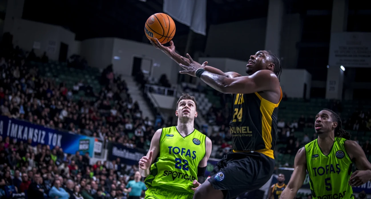 Ο Φρανκ Μπάρτλεϊ - Πηγή: FIBA