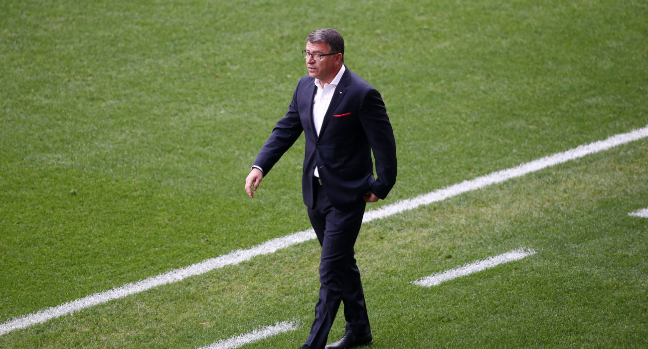 Ο Τάκης Λεμονής έχει πραγματοποιήσει εντυπωσιακό ξεκίνημα στον πάγκο της Ραντνίσκι Νις / Πηγή: InTime