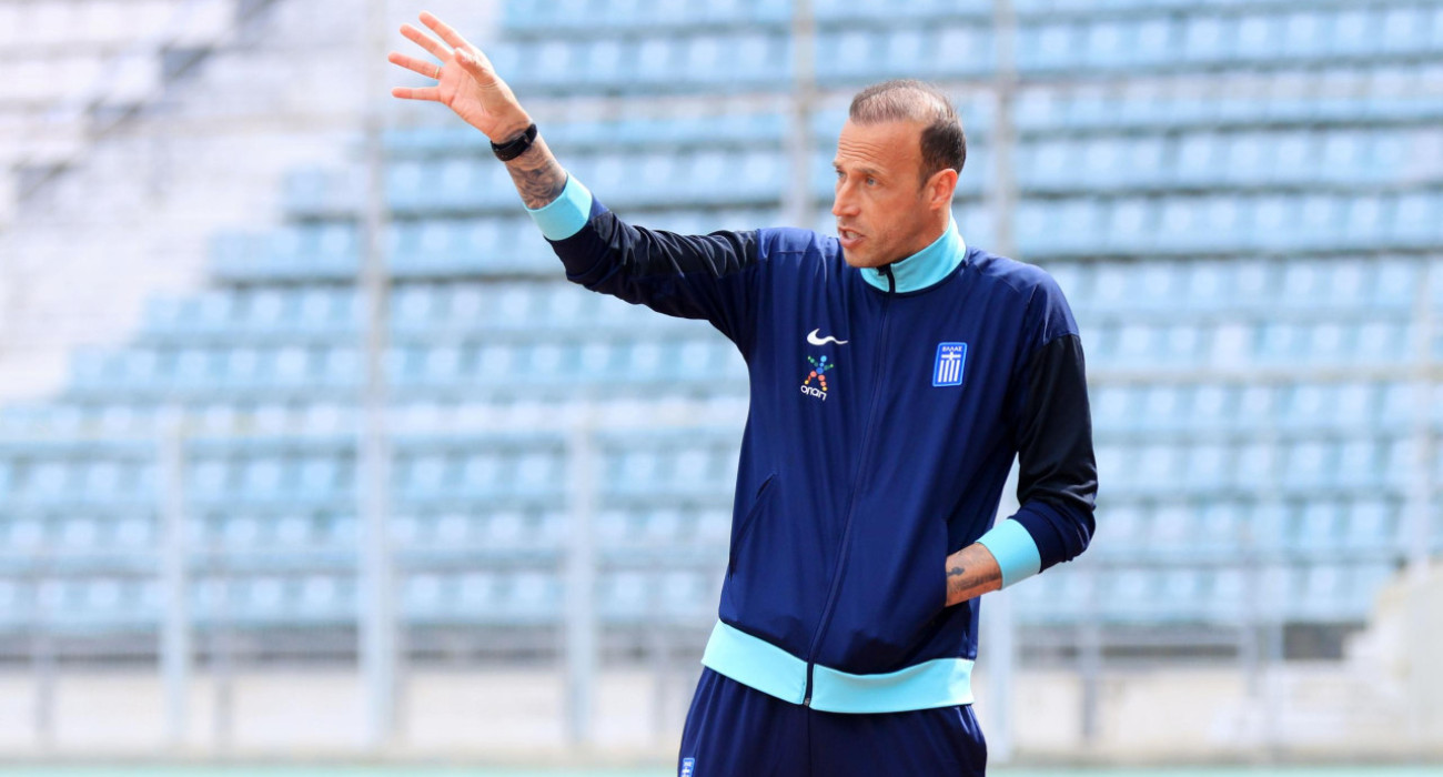 Ο τεχνικός της Εθνικής Νέων, Βαγγέλης Μόρας / Πηγή: epo.gr