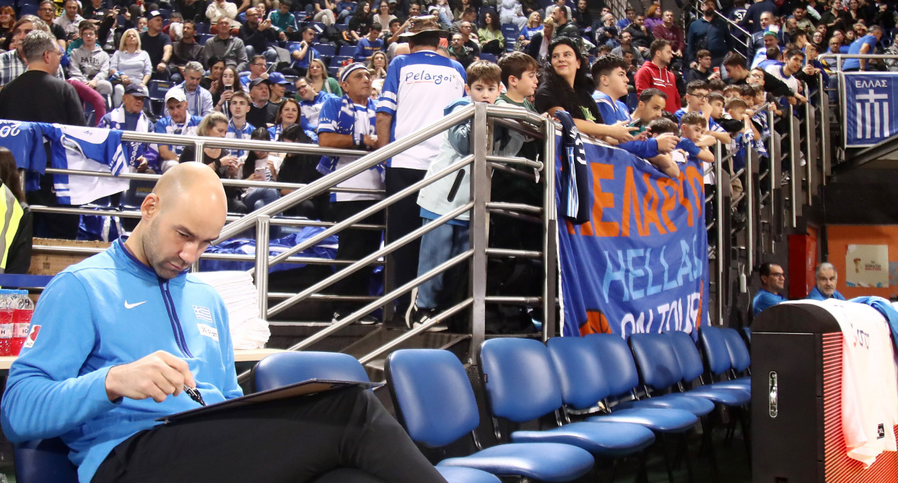 Πάνω από 5.000 φίλαθλοι στο πλευρό της Εθνικής μπάσκετ/Πηγή: Eurokinissi