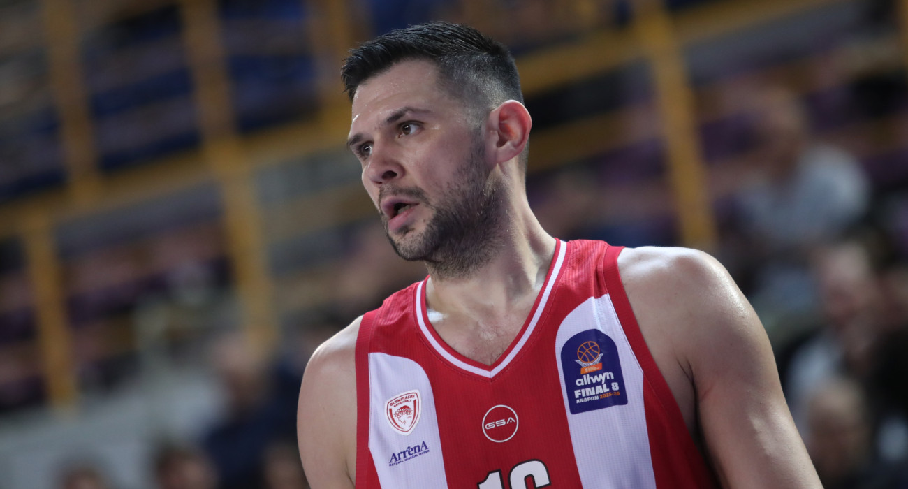 Ο Κώστας Παπανικολάου στον ημιτελικό του Κυπέλλου Ελλάδας 2026 απέναντι στο Μαρούσι / πηγή: intime