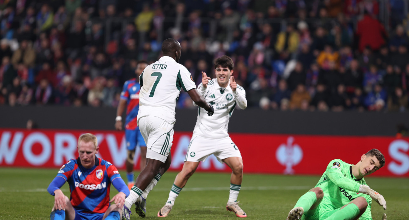 Τρομερή συνεργασία Ταμπόδα - Τεττέη στο γκολ του Παναθηναϊκού στο Πλζεν / Πηγή: InTime