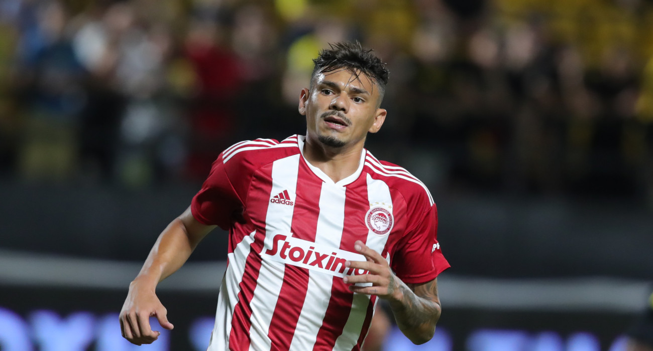 Ο Τικίνιο Σοάρες σε αγώνα του Ολυμπιακού / Πηγή: Eurokinissi