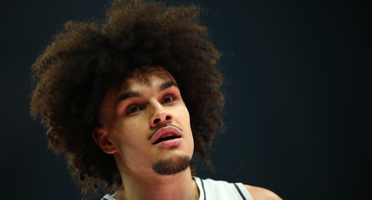 Ο Ναντίρ Χιφί απολαμβάνει ένα ταψί σπανακόπιτα, Πηγή: Eurokinissi