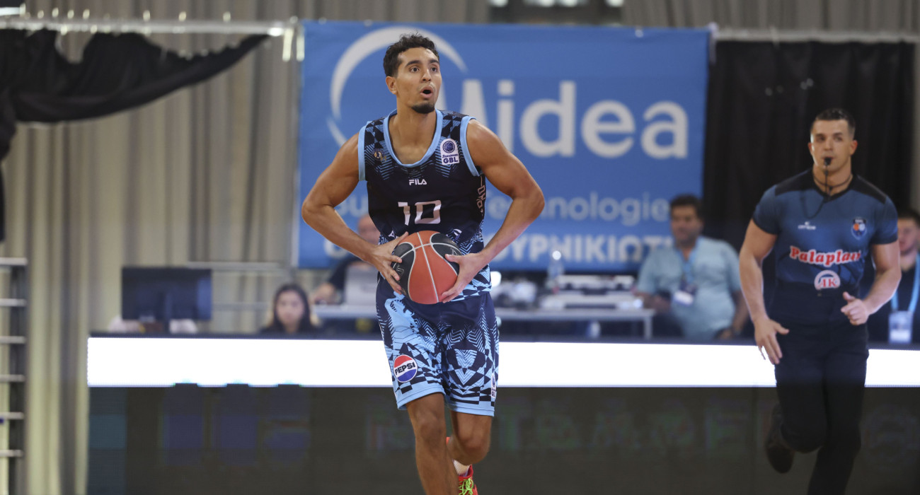 Ο Μίλαν Μπαρμπιτς με την φανέλα του Κολοσσου / πηγή: eurokinissi