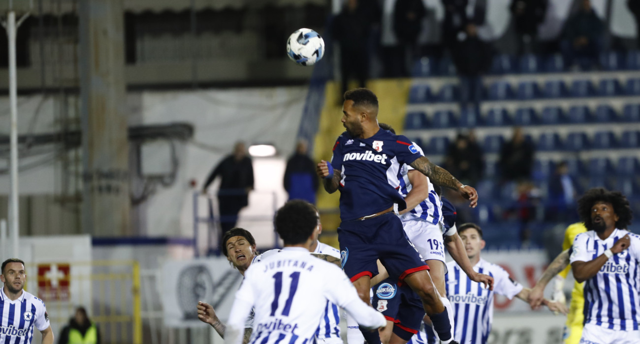 Η  ασύλληπτη κεφαλιά του Άλεξ Τεσέιρα / Πηγή: Eurokinissi