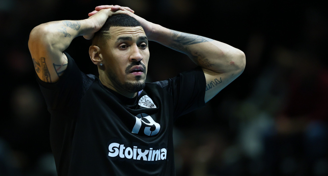 Ο Φερνάντο Ερνάντεζ στον αγώνα του ΠΑΟΚ με την Άαλστ στο CEV Challenge Cup / Πηγή: Eurokinissi