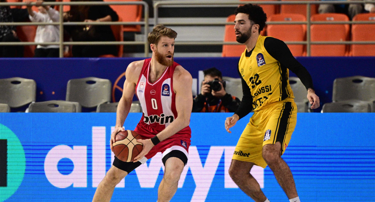 Ο Ολυμπιακός προκρίθηκε άνετα κόντρα στο Μαρούσι και πάει ολοταχώς για τίτλο