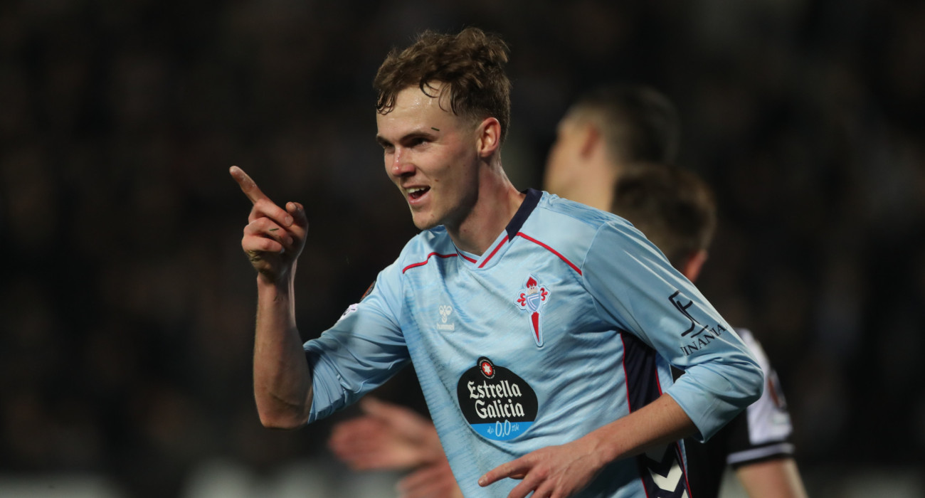 Ο Σβέντεμπεργκ της Θέλτα πανηγυρίζει μετά το δεύτερο γκολ της ομάδας του που της έδωσε ισχυρό προβάδισμα νίκης / Πηγή: Eurokinissi