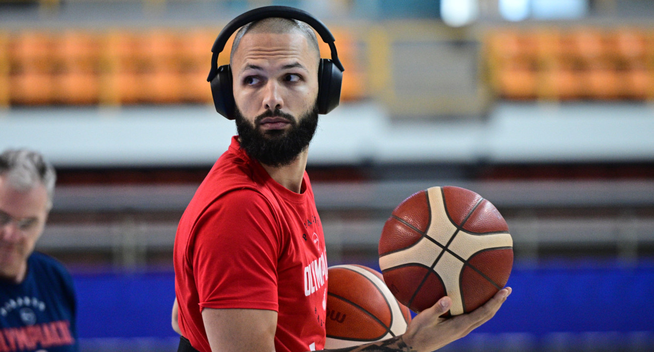 Ο Εβάν Φουρνιέ στην media day πριν τον τελικό με τον Παναθηναικού / πηγή: Eurokinissi