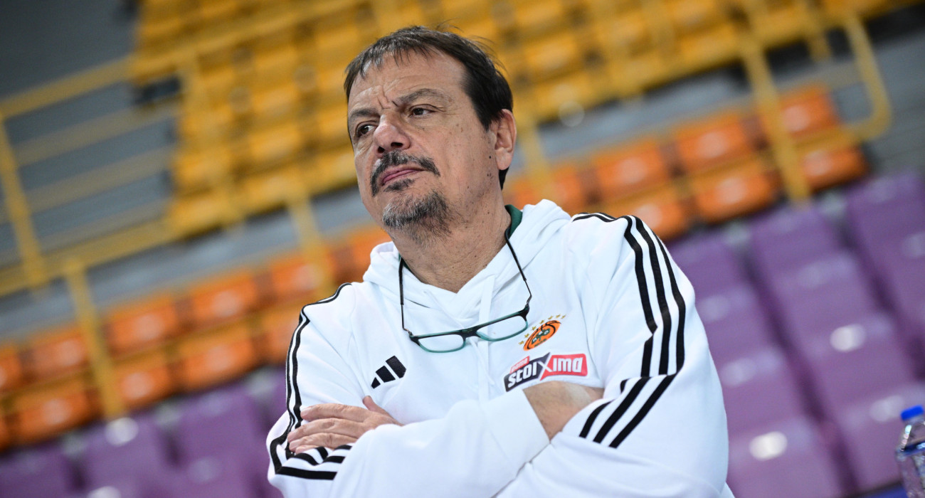 Ο Εργκίν Αταμάν στην media day του Παναθηναικού, πριν τον τελικό του Κυπέλλου με τον Ολυμπιακό / πηγή: eurokinissi