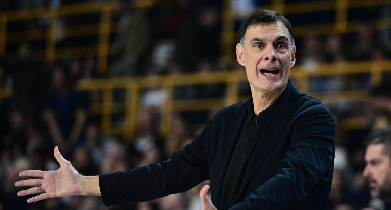 Ο Γιώργος Μπαρτζώκας στον τελικό του Allwyn Final 8 / Πηγή: Eurokinissi