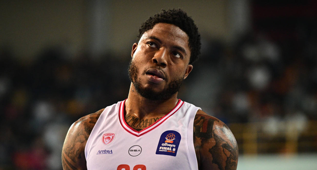 Το ενωτικό μήνυμα του Ολυμπιακού: «Το Κύπελλο χάθηκε, η μάχη μαίνεται - Σας ευχαριστούμε» / Eurokinissi